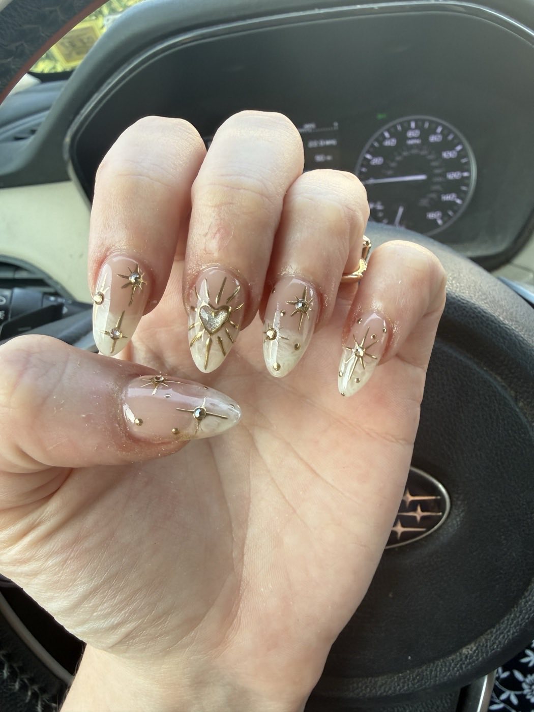 Elegant Nails & Spa in Bay Shore, New York