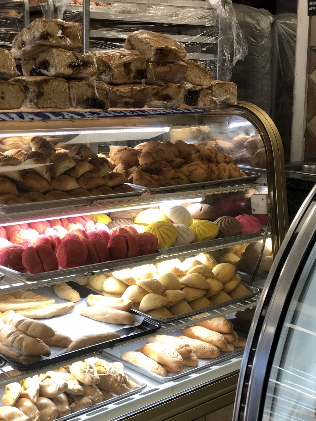 La Excelencia Bakery & Deli in Bay Shore, New York