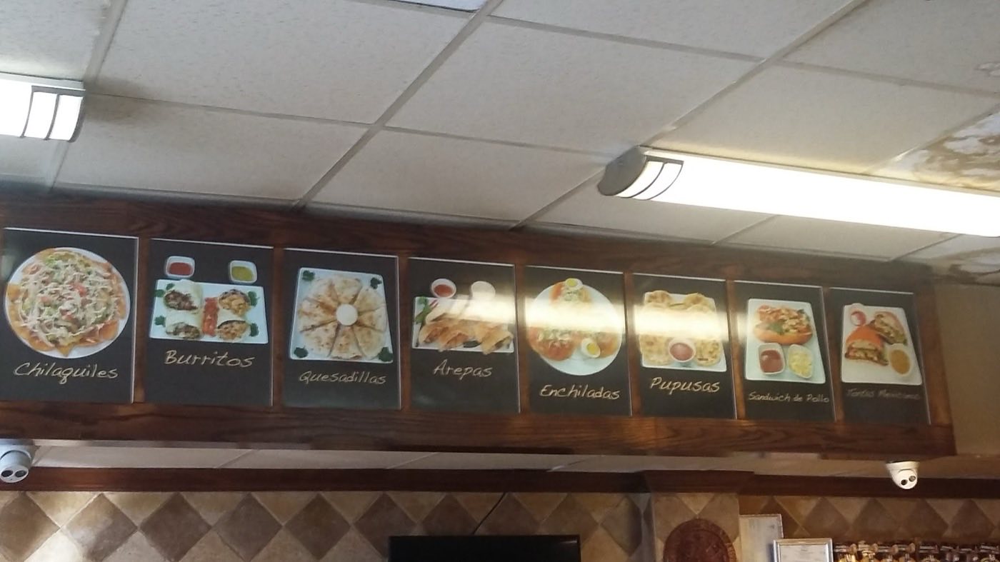 La Excelencia Bakery & Deli in Bay Shore, New York